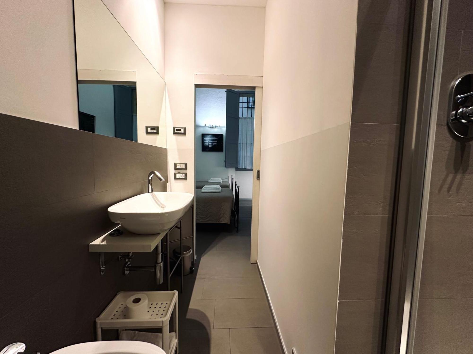 Bed and Breakfast Indipendenza 24 Болонья Экстерьер фото