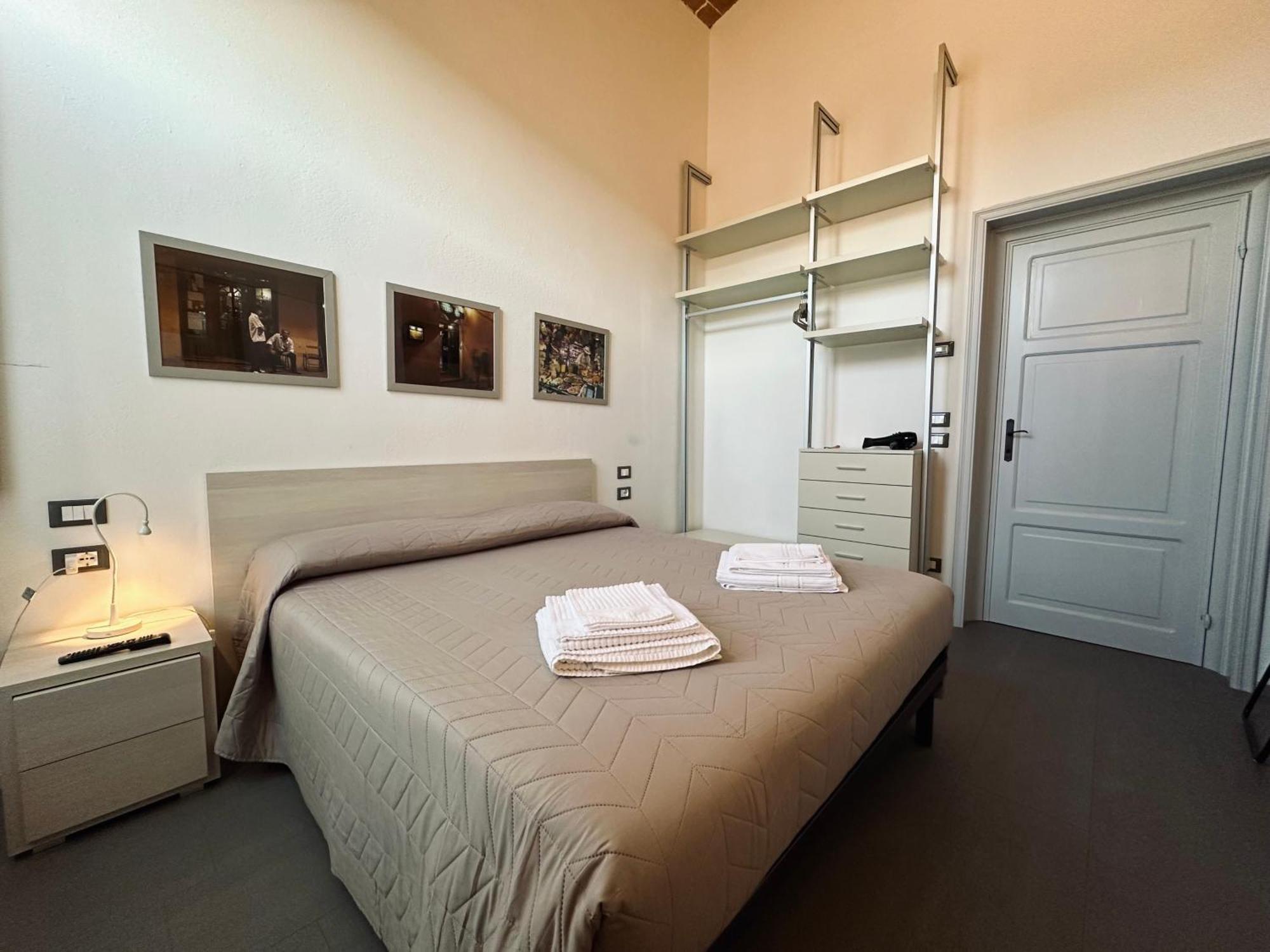 Bed and Breakfast Indipendenza 24 Болонья Экстерьер фото